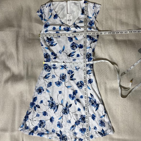 NWT Floral Print Fit and Flare Lined Mini Dress Small NWT - Picture 14 of 16